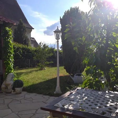 Daire Avec Jardin Privatif *